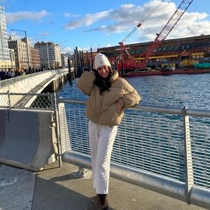 Meet your Posher, Renée